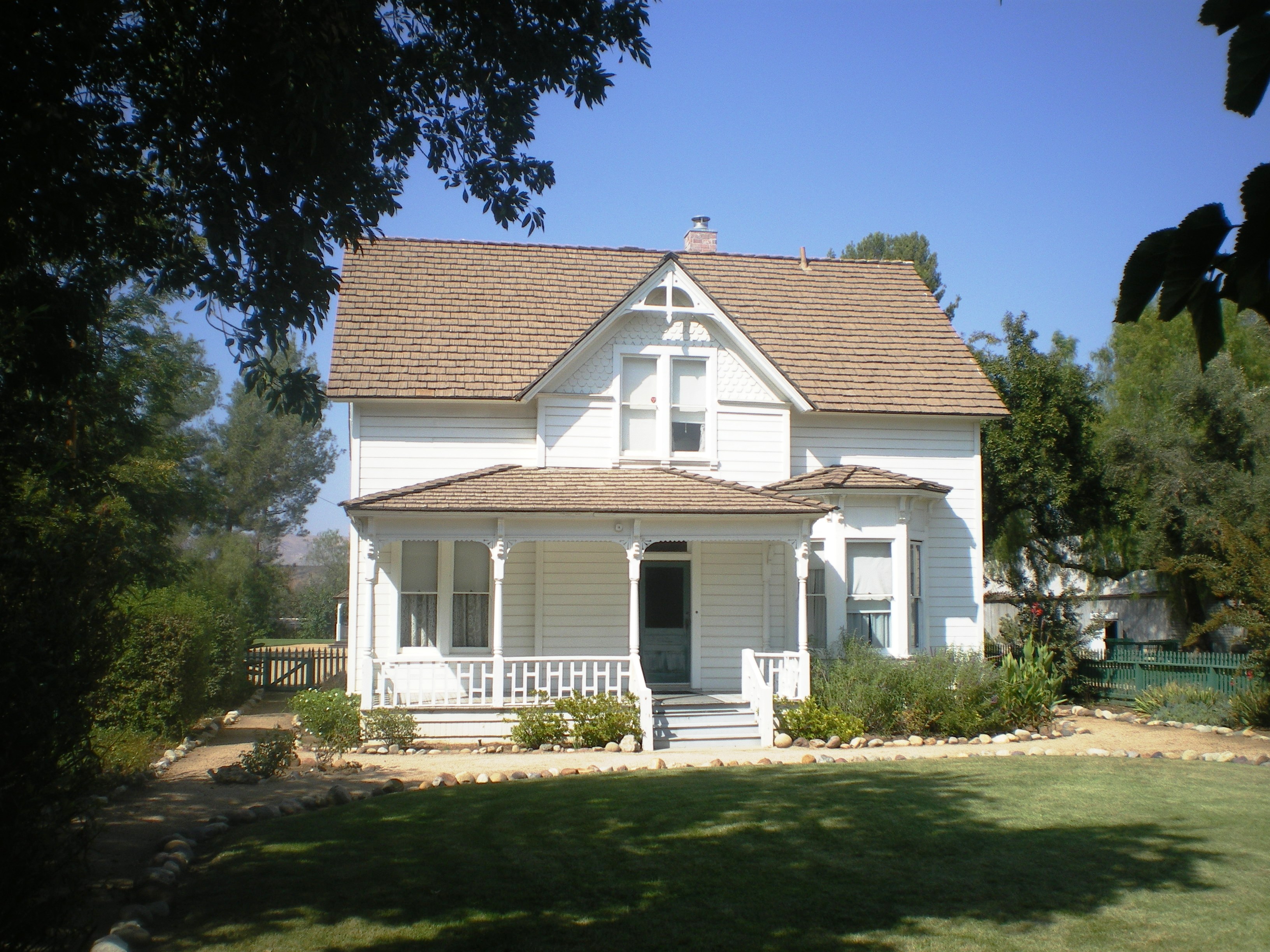 Simi Adobe-Strathearn House, Simi
